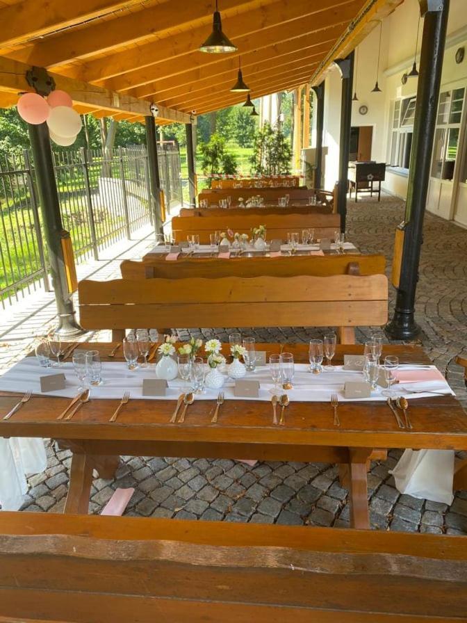 Penzion A Restaurace Belecky Mlyn Pteni Kültér fotó