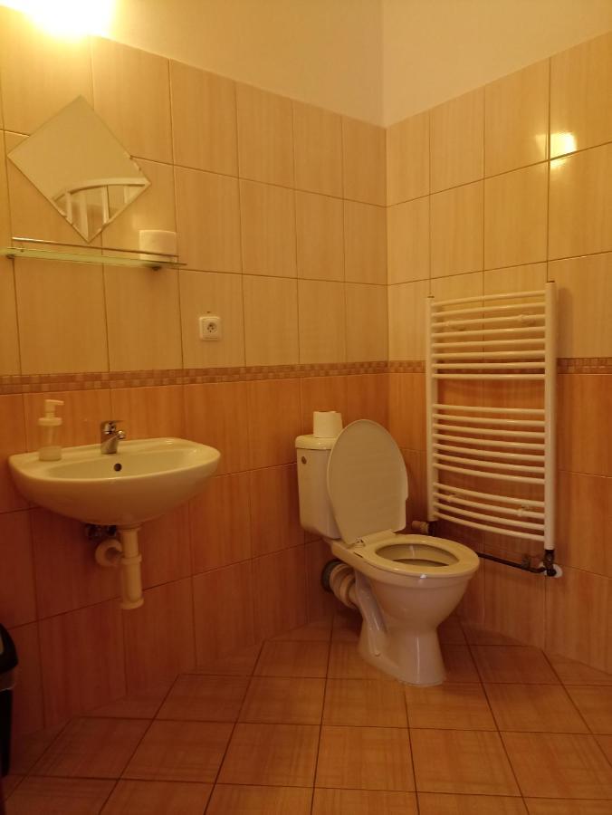 Penzion A Restaurace Belecky Mlyn Pteni Kültér fotó