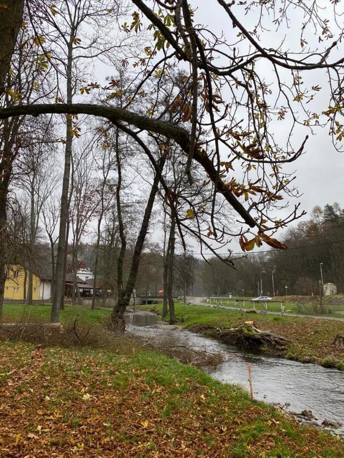 Penzion A Restaurace Belecky Mlyn Pteni Kültér fotó